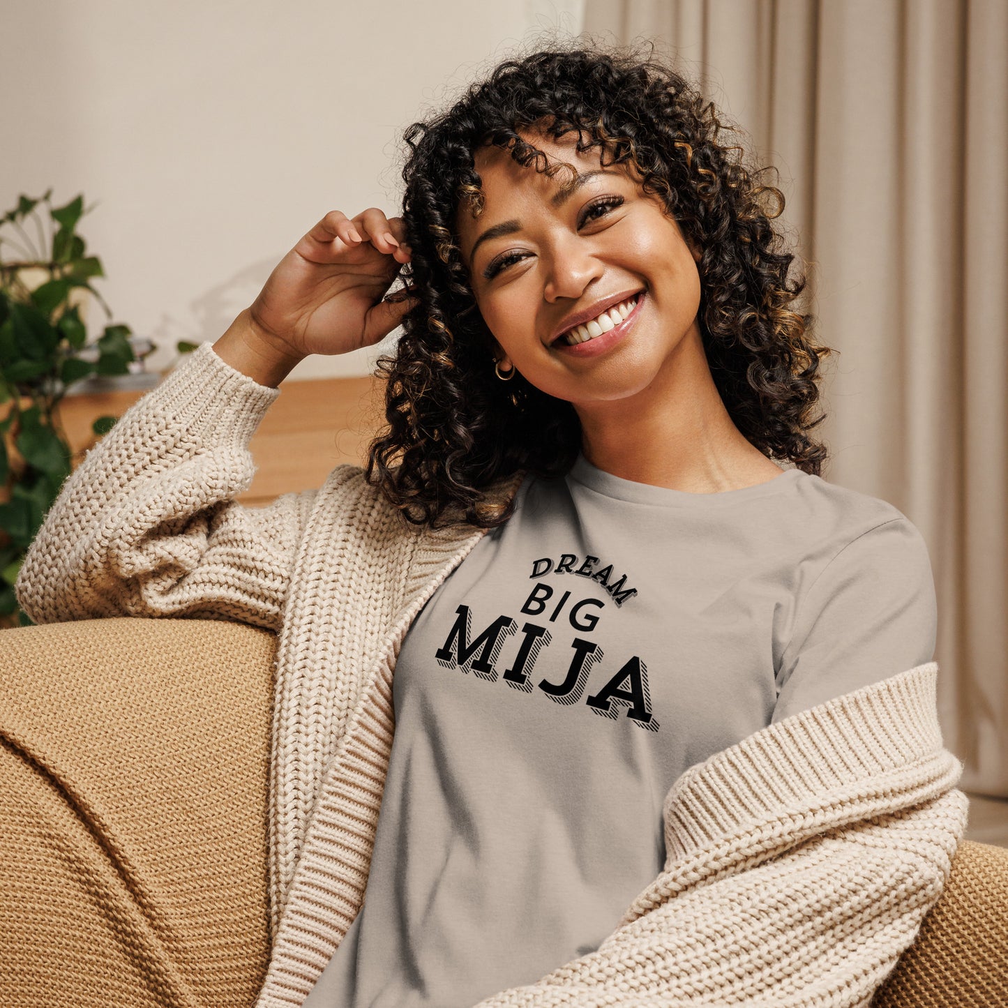 Dream Big Mija Women's Relaxed T-Shirt