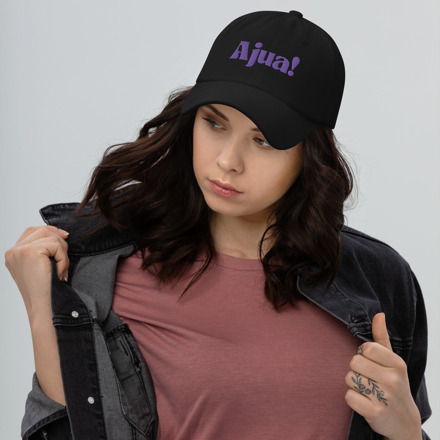 Ajúa! hat