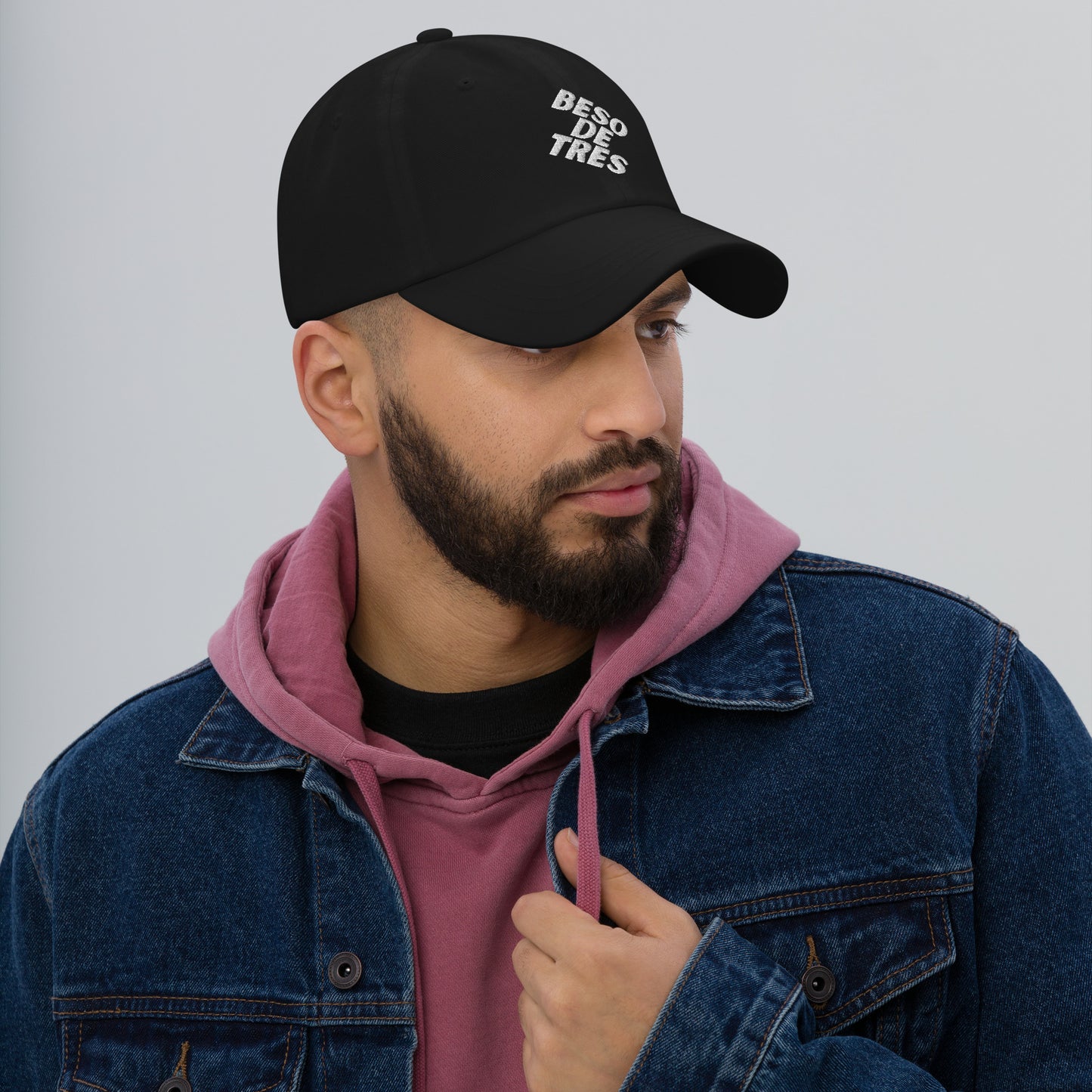 Beso De Tres Dad hat