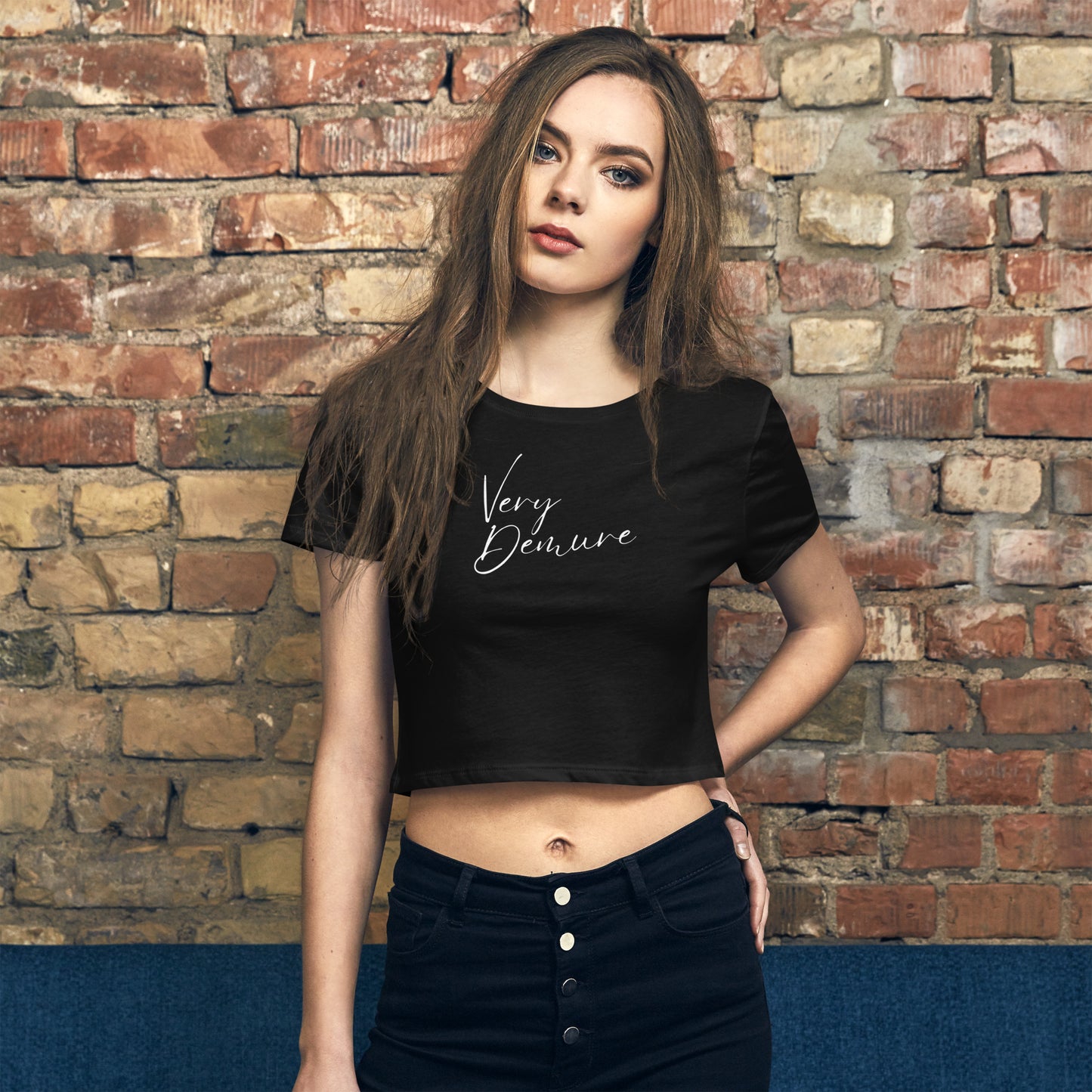 Very Demure Women’s Crop Tee